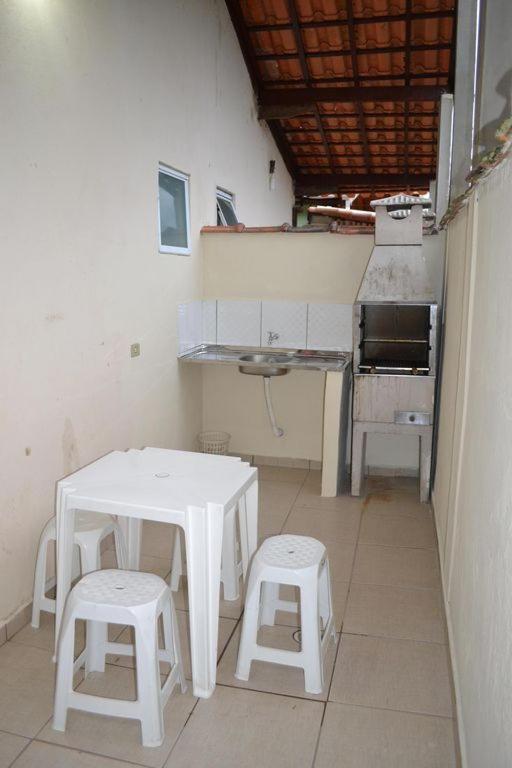 Casa Condominio 250M Praia Maranduba Wifi Churrasqueira 乌巴图巴 外观 照片
