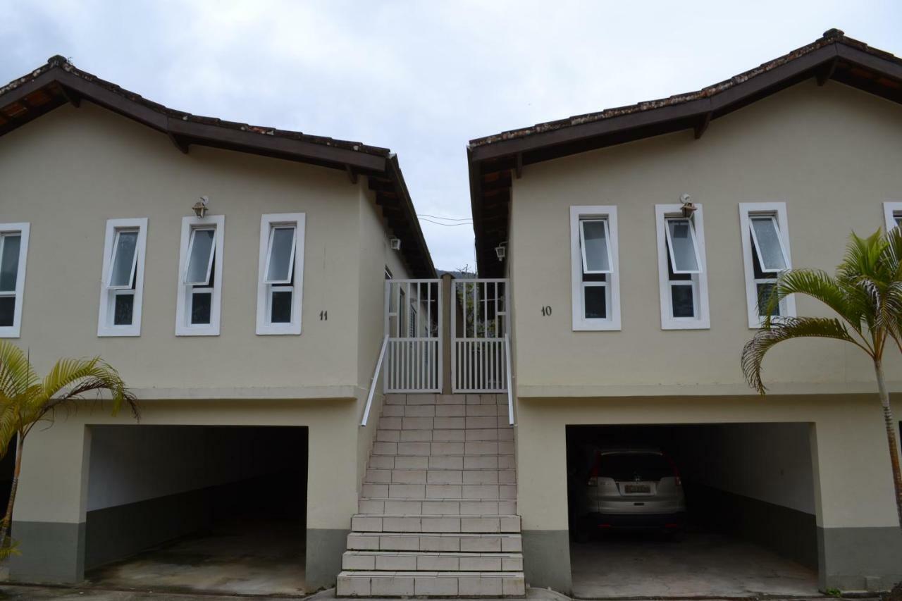 Casa Condominio 250M Praia Maranduba Wifi Churrasqueira 乌巴图巴 外观 照片